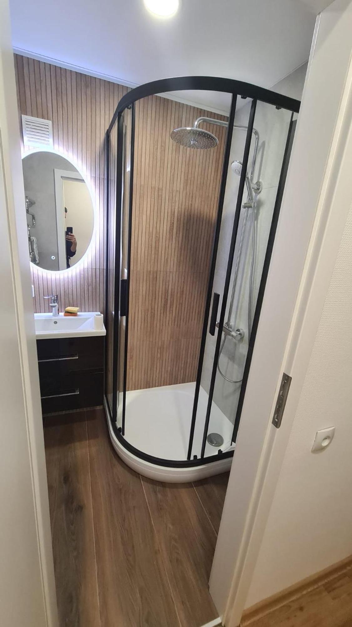Cozy Center Apartment In ドルスキニンカイ エクステリア 写真